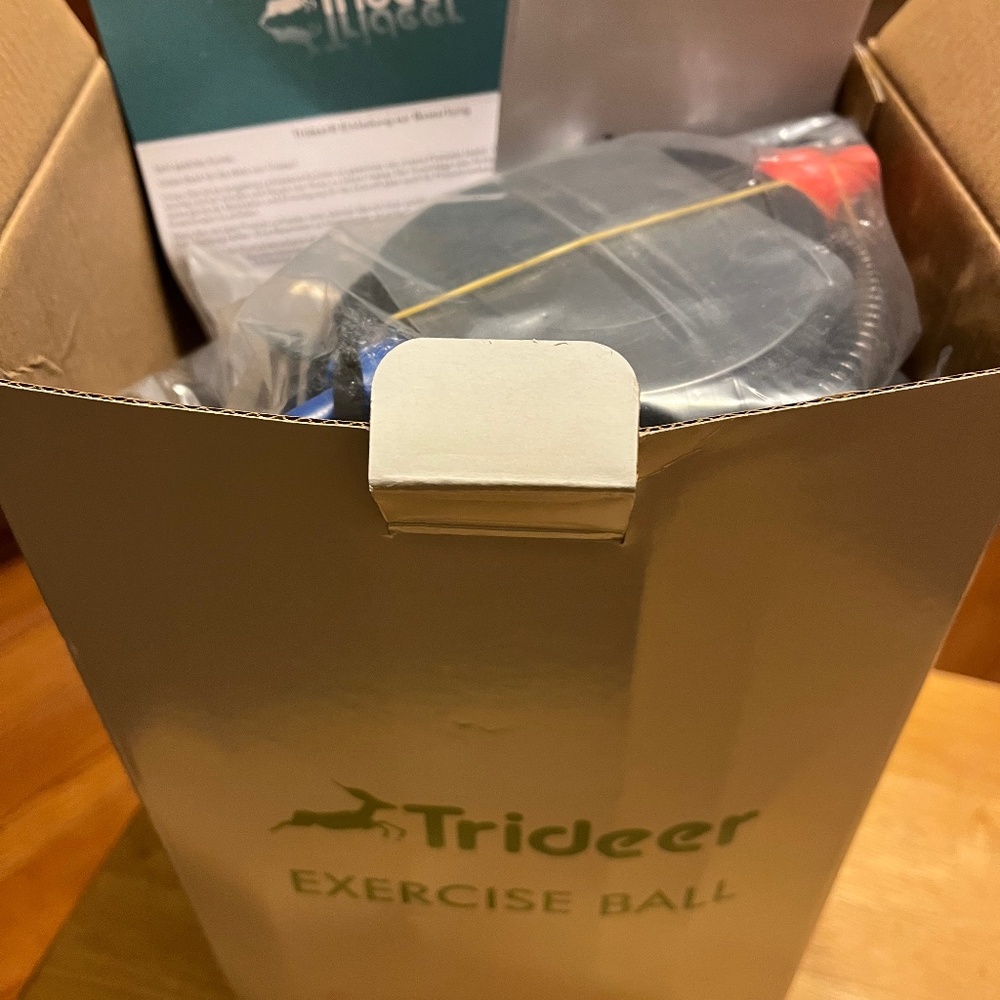 Trideer exercise ball - NEW IN BOX - XXL (85 cm)